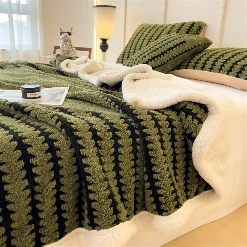 Warm Flannel Autumn Winter Blanket Super Soft Fluffy Queen Blanket Single Double Cozy Skin-friendly Multifunctional Nap Blanket