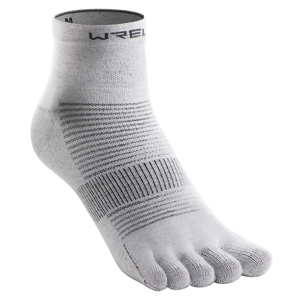 WRELS 1 Pair of New Quick-drying, Sweat-wicking, Breathable CoolMax Split-toe Sports Socks for Marathon Running Fitness Cycling