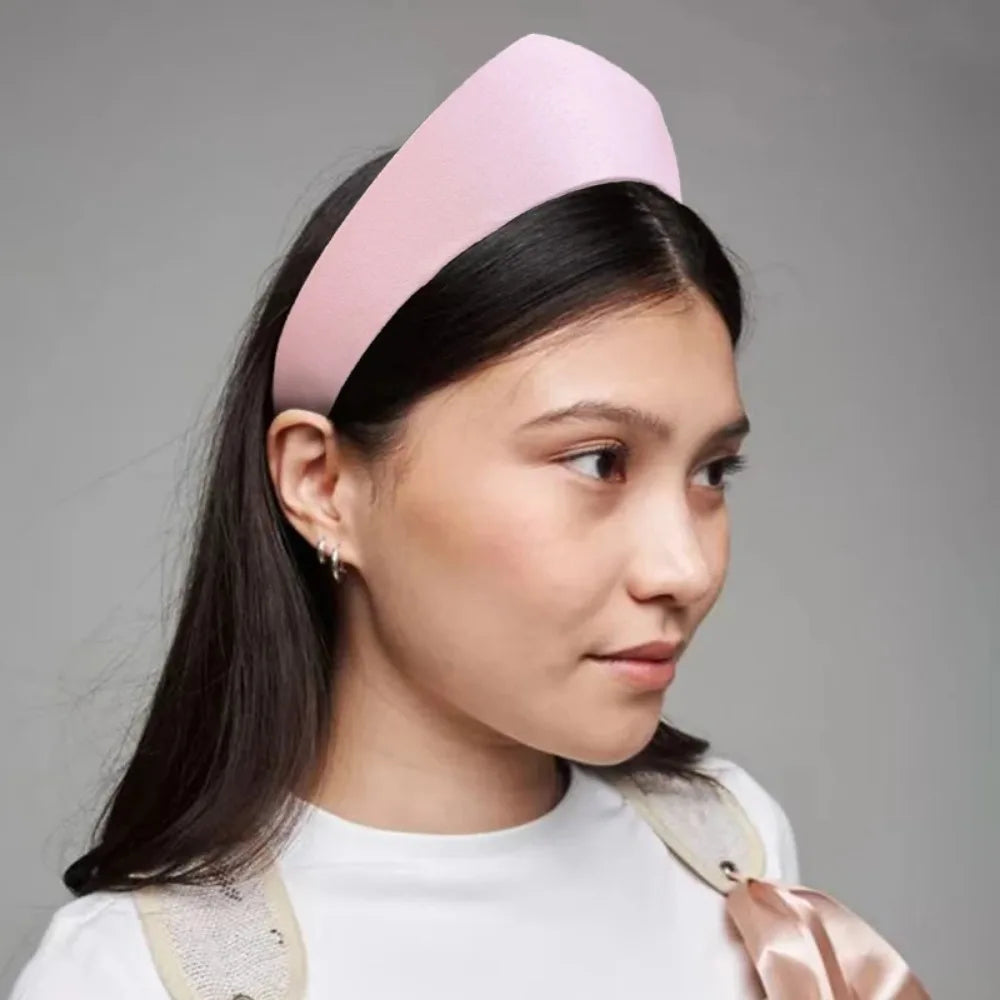 1pc Elegant Queen Velvet Headband,Smooth European and American Hairpin Headband Hair Hoop Lady Headwear,suitable for Party