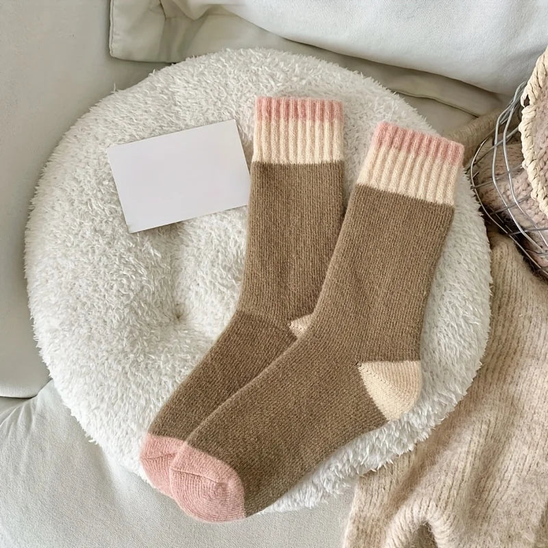 6Pcs (3 Pairs Mixed Colors) Thick Socks, One Size Fits All, Women's Autumn and Winter Style, Trendy Mid-Calf Socks, Winter High-Tube Socks, Fleece-Lined, Thickened, Warm, Solid Color, Terry Long Socks