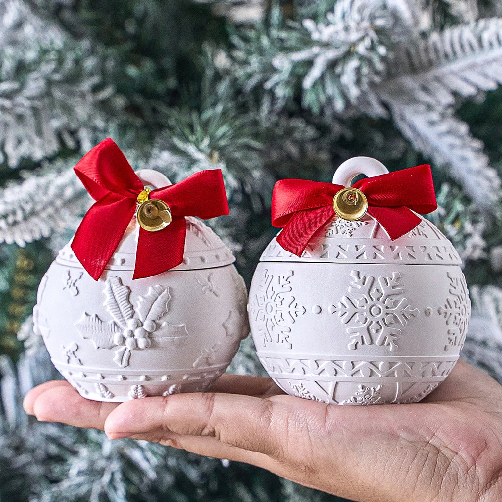 Round Christmas Jar Silicone Mold DIY Handmade Relief Berry Snowflake Scented Candle Jar Gift Box Plaster Craft Mold Home Decor